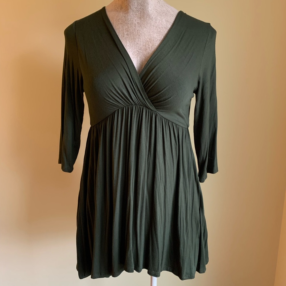 Drape Front 3/4 Sleeve Maternity Top